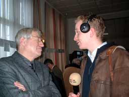 Maarten van Eekelen wordt ge&iuml;nterviewd