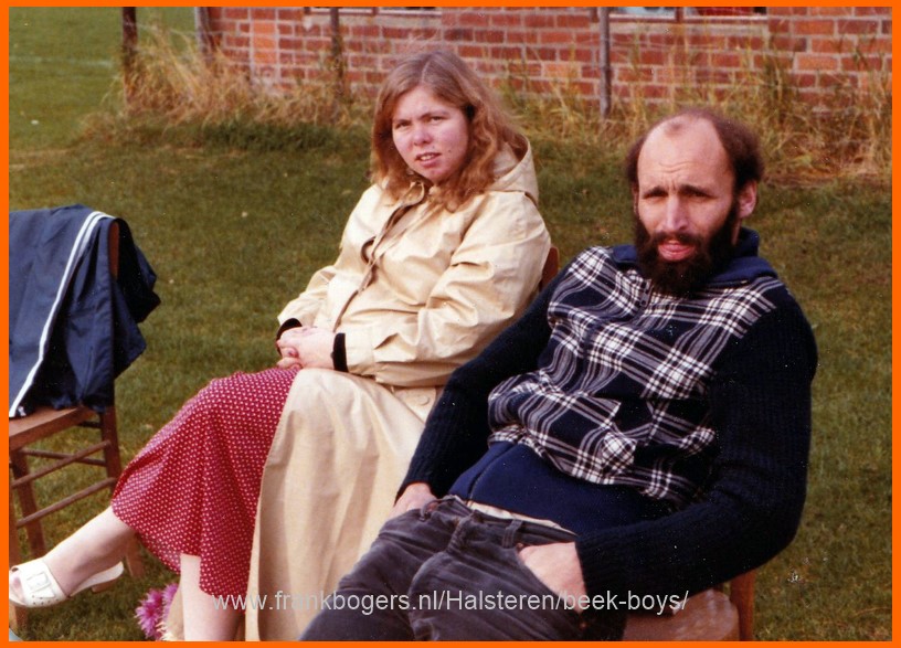 cafe de beek halsteren