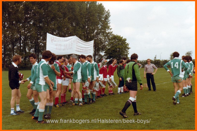 cafe voetbal in halsteren