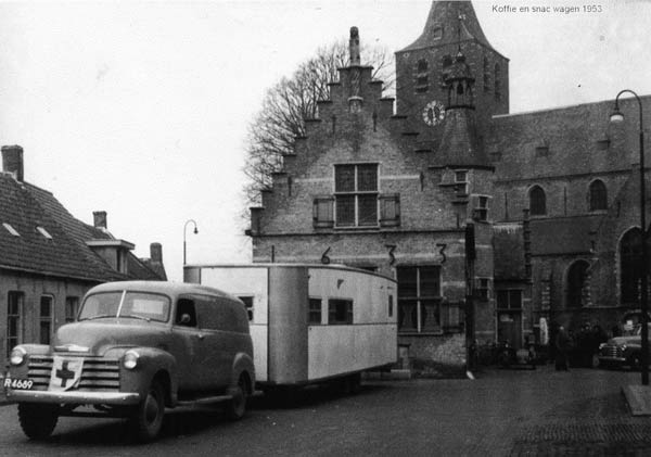 Koffie en snackwagen voor het gemeentehuis