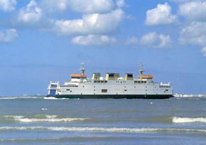 Bridge drive op boot kruiningen perkpolder