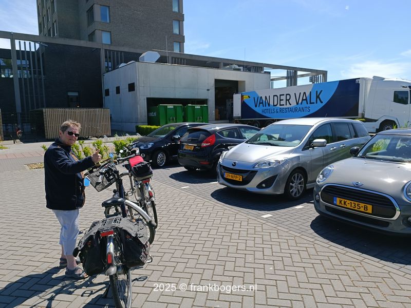 fietsen parkeren van der valk er is een afgesloten stalling