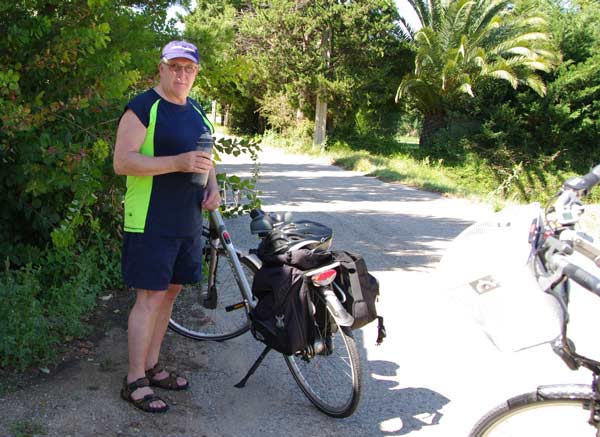 met geant in Frankrijk fietsen