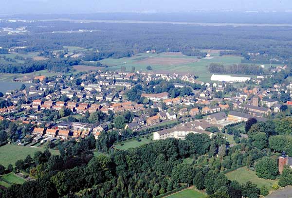 huijbergen vanuit de lucht