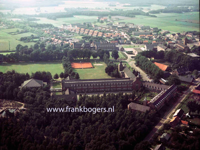 luchtfoto internaat huijbergen