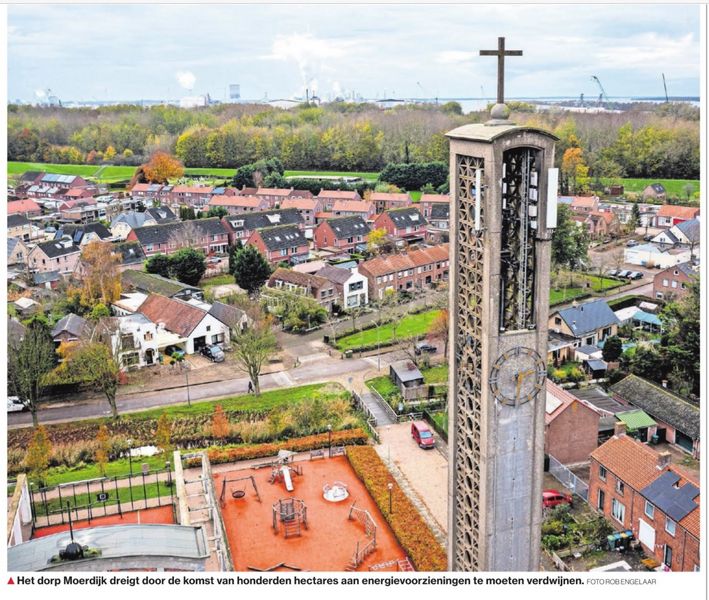 luchtfoto  boven Moerdijk