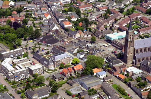 luchtfoto  boven Oud Gastel