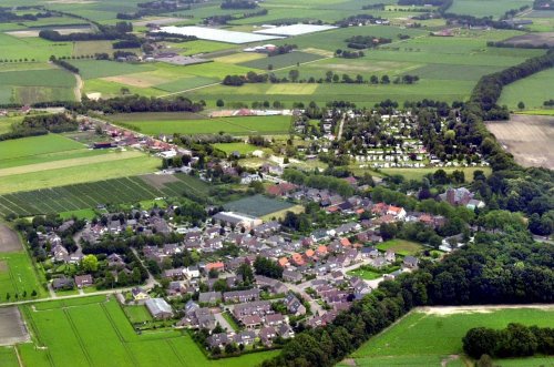 luchtfoto Wouwse Plantage