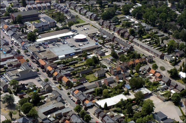 luchtfoto  boven Putte