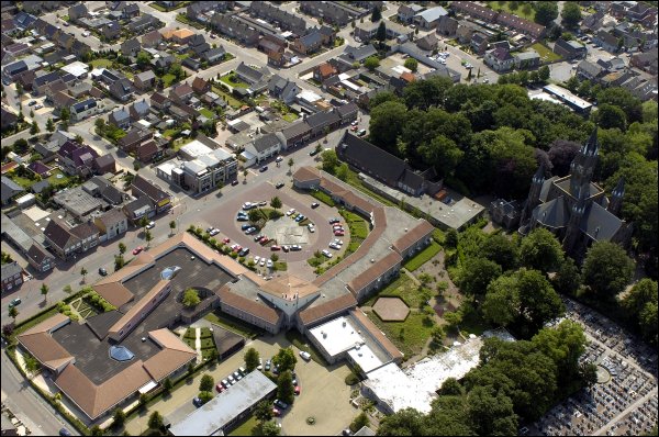 luchtfoto Sint Willebrord