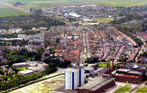 luchtfoto  boven Zevenbergen