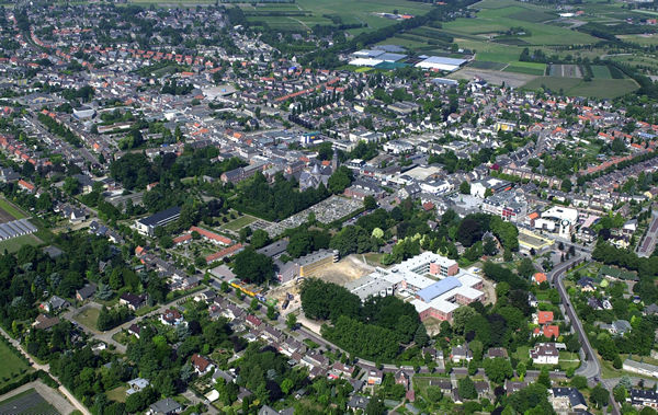luchtfoto  boven Zundert
